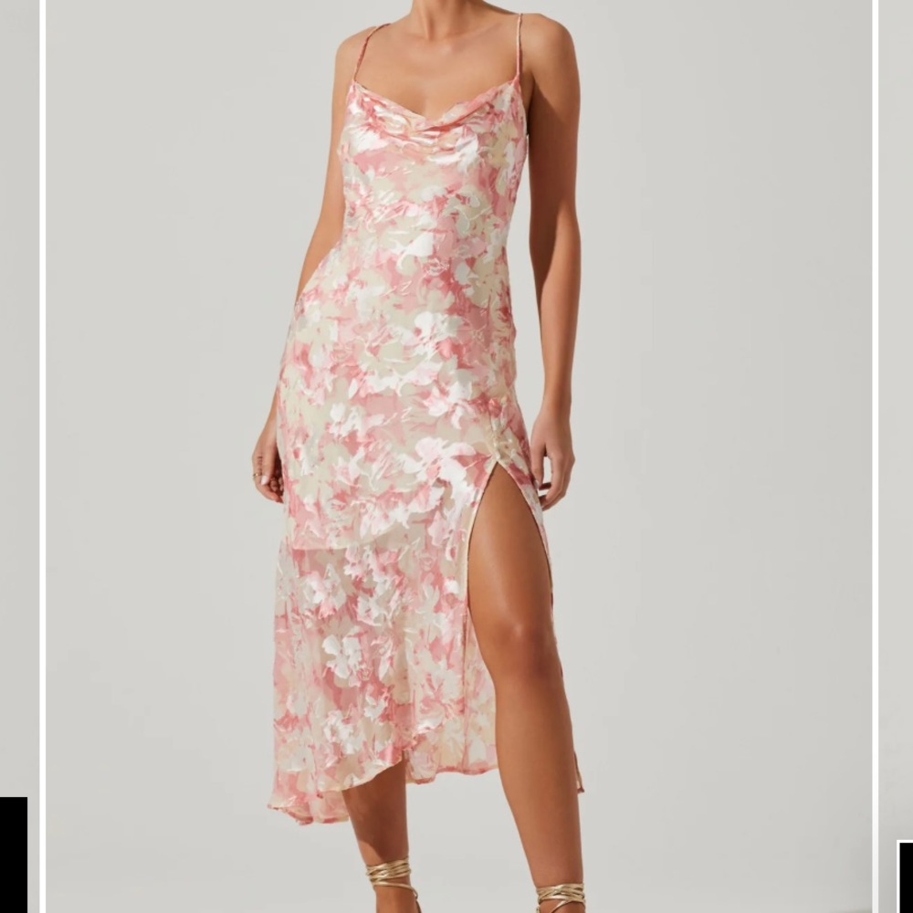 XS Astr the label Gaia dress pink burnout